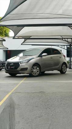 HYUNDAI HB20 1.0 COMFORT PLUS 12V FLEX 4P MANUAL HYUNDAI HB20 1.0 COMFORT PLUS 12V FLEX 4P MANUAL